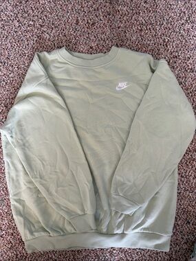 Nike Light Sage Green Pullover Sweatshirt